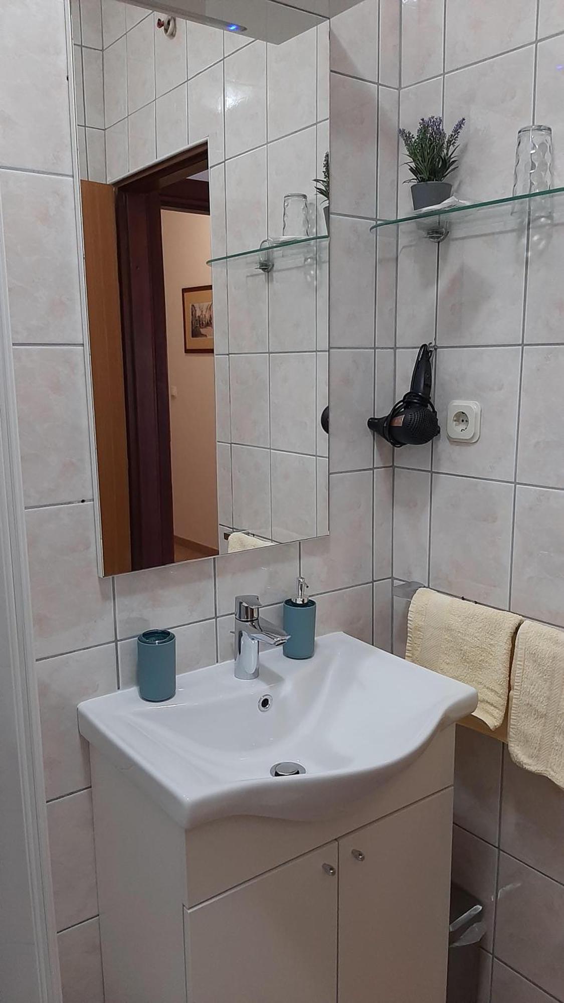 Apartments Ida Sućuraj Εξωτερικό φωτογραφία