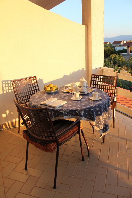 Apartments Ida Sućuraj Εξωτερικό φωτογραφία