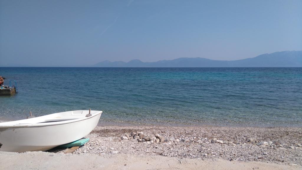 Apartments Ida Sućuraj Εξωτερικό φωτογραφία