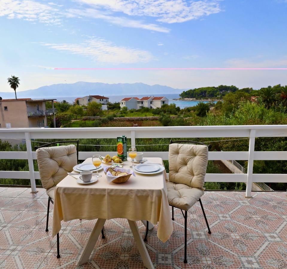 Apartments Ida Sućuraj Εξωτερικό φωτογραφία